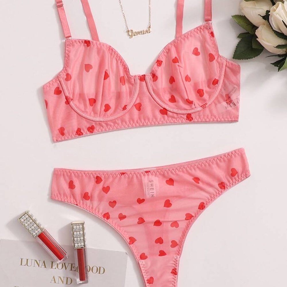Heart lingerie set